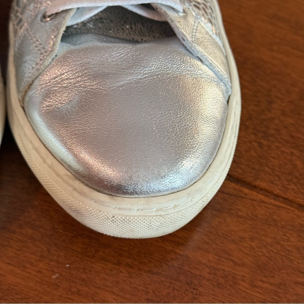 Lasocki Elegant Silver Women's Sneakers size 10 - Picture 3 of 8